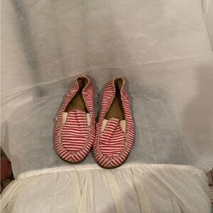 Aerosoles “So Soft” Red & White Stripe Canvas Slip On Size 6.5